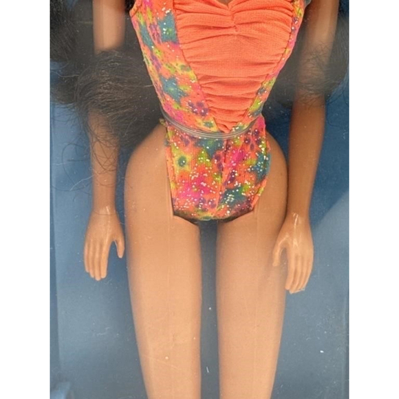 Barbie Glitter Beach Barbie Kira Doll, Orange Multi-color NRFB 1992 - Picture 2 of 3